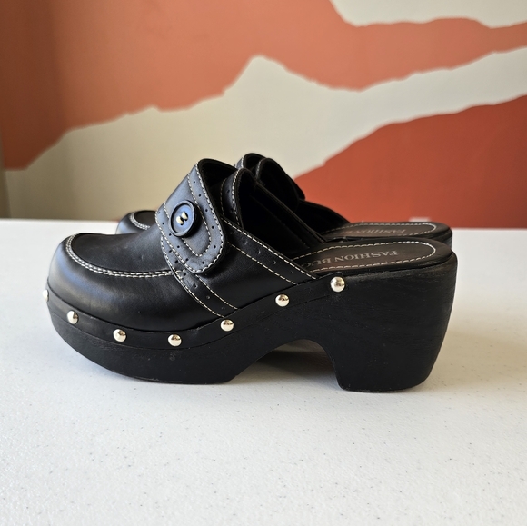 Fashion Bug‎ Black Studded Platform Clogs Y2K 90\'s Bratz Vintage main image 0
